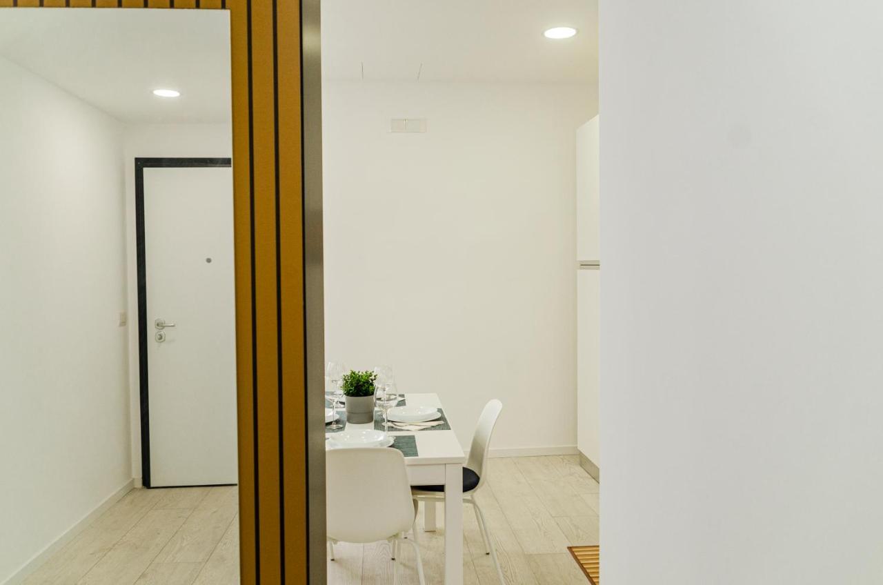 Spa & Relax Aesthetic Apartment 50M Dal Mare Monopoli Bagian luar foto